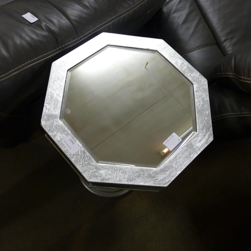 1341 - A silver mirrored lamp table