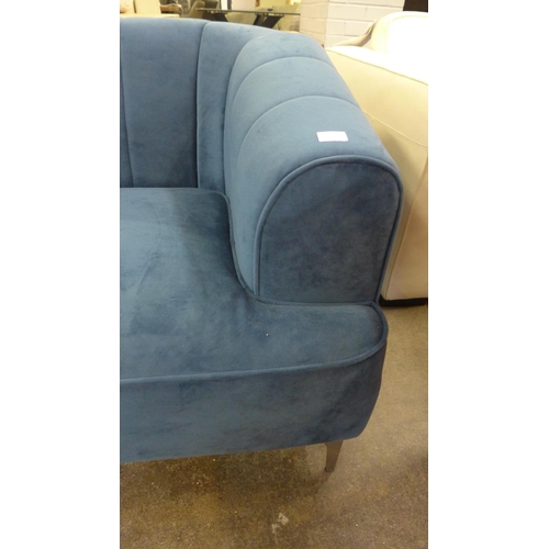 1502 - A shell back, blue 2.5 seater sofa on brushed steel legs