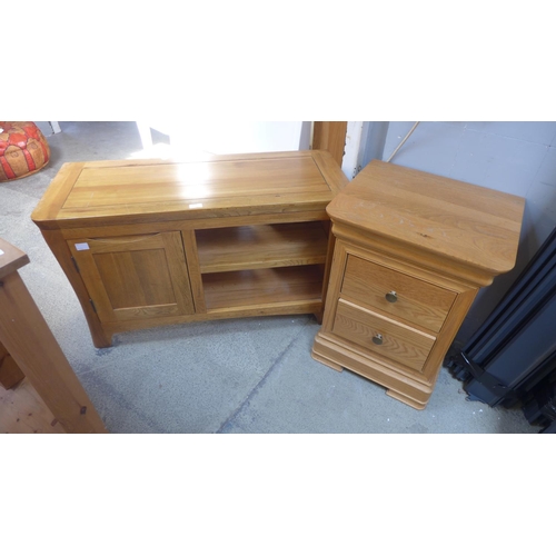 1603 - An oak single door, two shelf TV/media unit and bedside chest