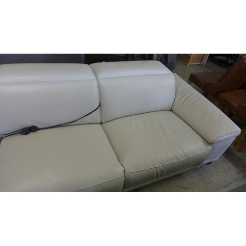 1545 - 3Pc Leather Sectional Lhf With Power Rests, Original RRP £1583.33 + vat - worn (4167-4)   * This lot... 