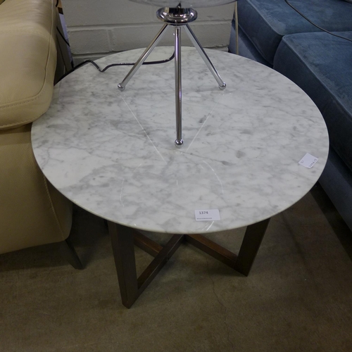 1374 - A circular marble top coffee table