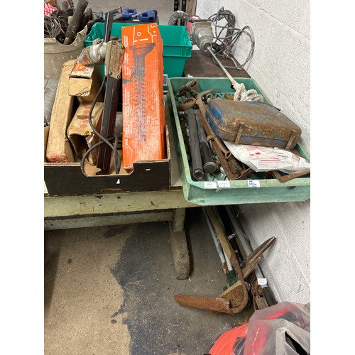 2023 - Tray of vintage hand tools ,tool attachments hedge cutter, a Valor petrol can and a bundle of garden... 