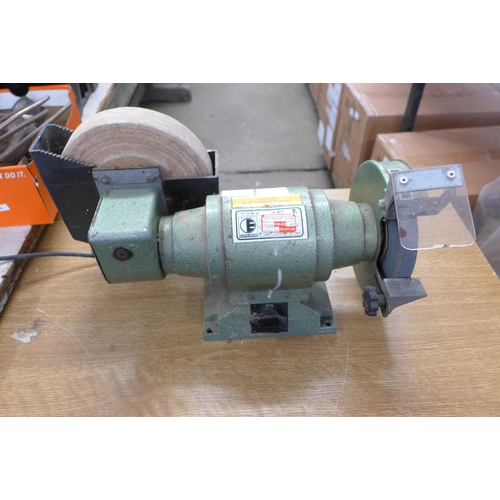 2005 - Elektra Beckum 220v 150w bench grinder, serial no. 18732 (failed electrical safety test due to fault... 