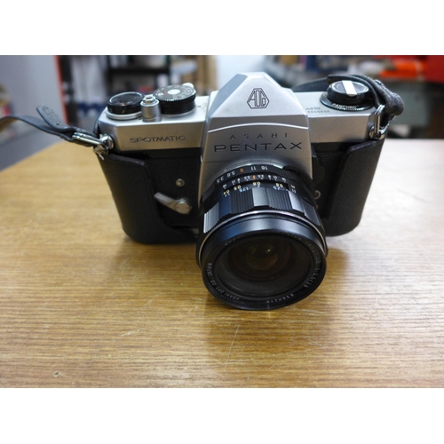 2107 - Pentax Asani Spotmatic camera