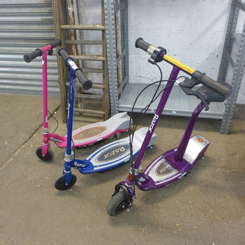 2186D - Children's Razor scooters x 3