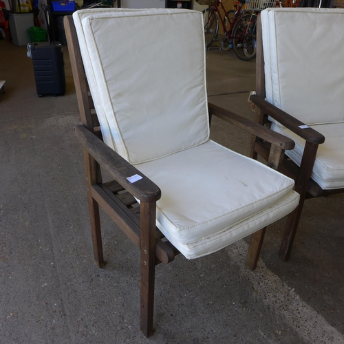 2214 - Two wooden garden chairs with cushions