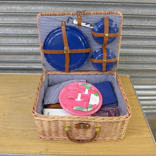 2248 - Wicker picnic basket with contents: plate, bowls, cups etc.