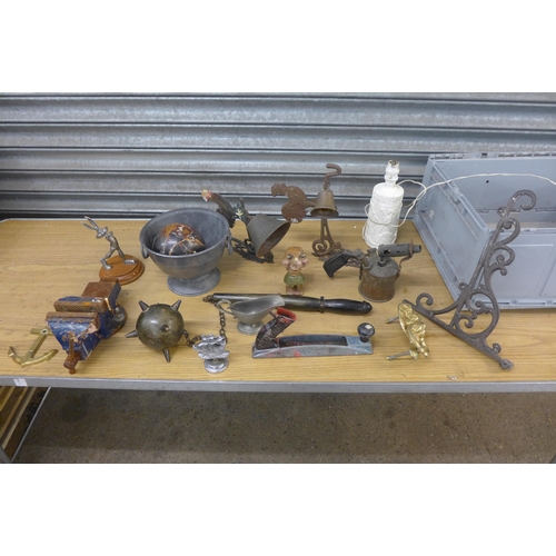 2292 - Metal ware bundle: cockerel bell, vice, blow torch, etc.