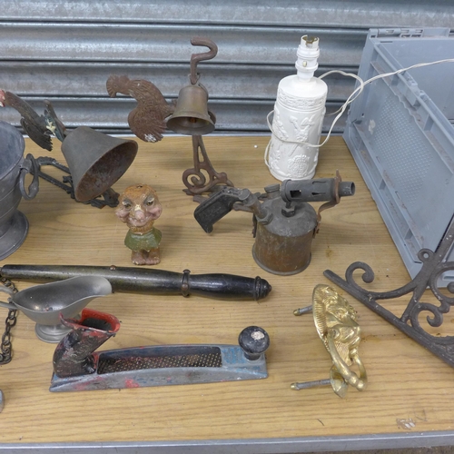 2292 - Metal ware bundle: cockerel bell, vice, blow torch, etc.