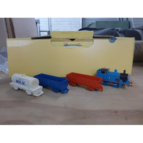 2295 - Thomas The Tank Engine model rail and track