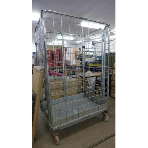 2379 - Warehouse cage