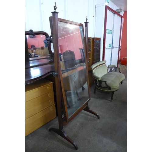 124 - A George IV mahogany cheval mirror