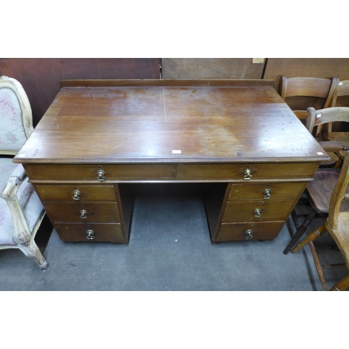 137 - A Victorian mahogany pedestal desk