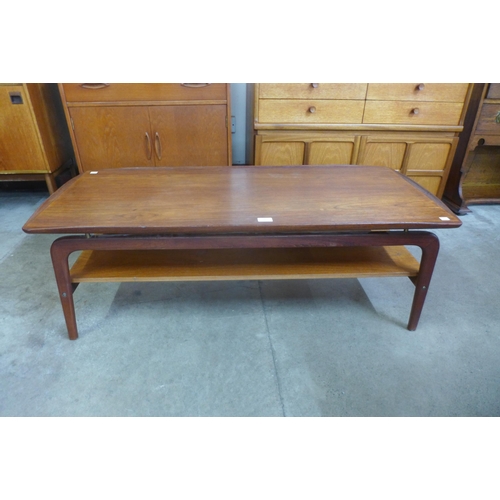 22 - A Danish teak coffee table