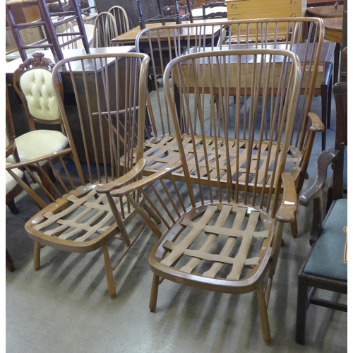 256 - An Ercol Golden Dawn beech Evergreen settee and pair of armchairs