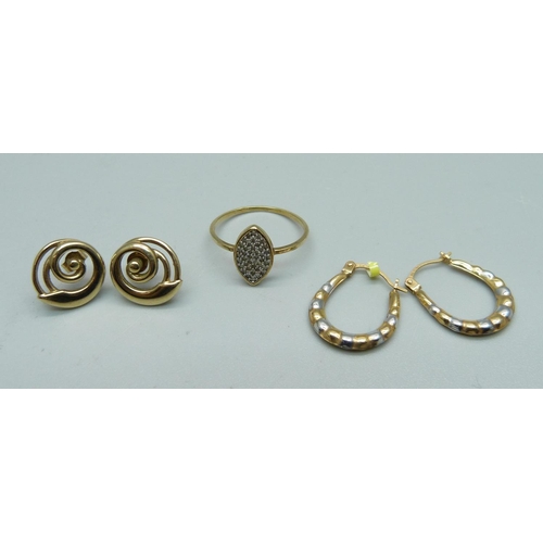 1038 - Two pairs of 9ct gold earrings and a small 9ct gold and diamond cluster ring, 3.5g, ring size J