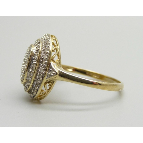 1049 - A 9ct gold and diamond cluster ring, approximately 50 stones, 3.2g, O