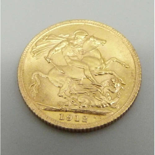 1107 - A 1912 gold full sovereign