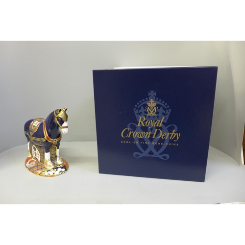 612 - A Royal Crown Derby shire horse, 419/1500, boxed, with certificate