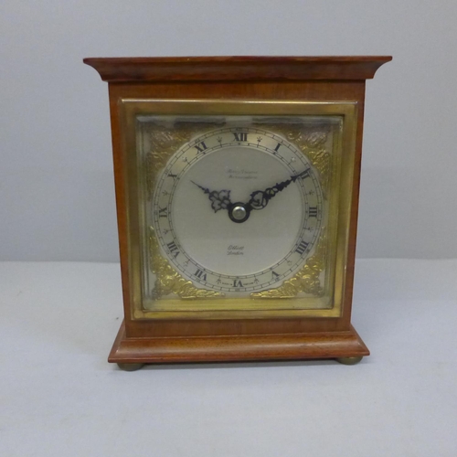 624 - An Elliott of London mantel clock