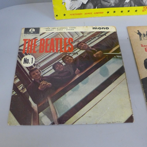 625 - The Beatles Souvenir Song Album, two The Beatles EPs and a fan club 7