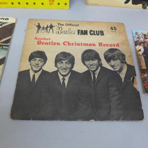 625 - The Beatles Souvenir Song Album, two The Beatles EPs and a fan club 7