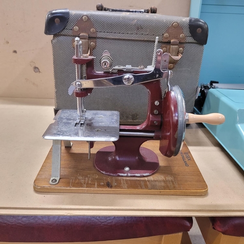 742 - An Essex child's sewing machine and a Marista 30 typewriter