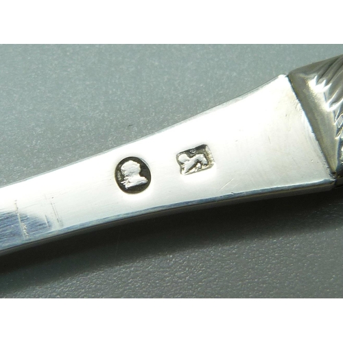 813 - A Georgian silver and mother of pearl olive fork