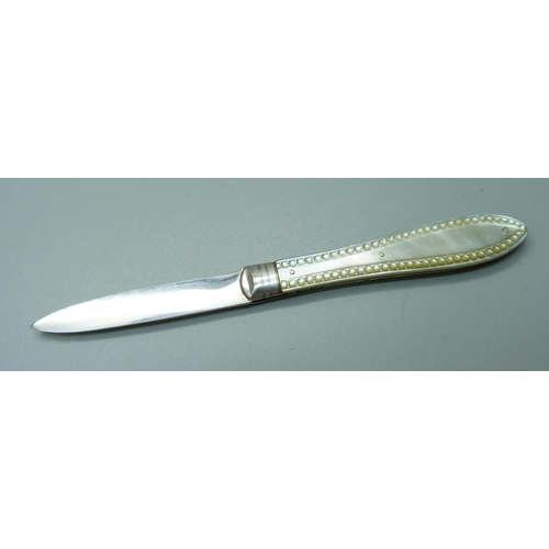 834 - A Victorian silver and mother of pearl fruit knife, Sheffield 1865, George Unite