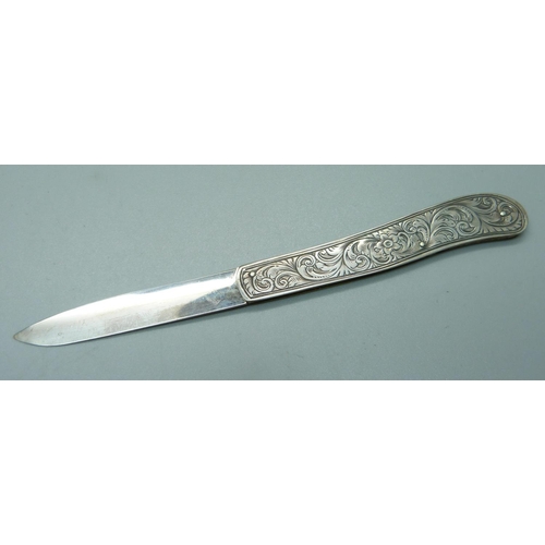 855 - A Victorian silver fruit knife, Birmingham 1863, James Fenton