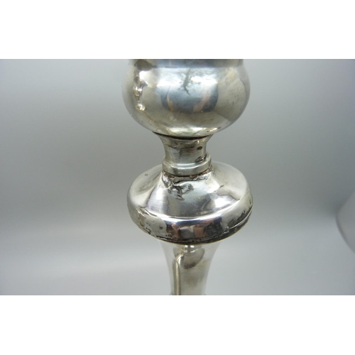 868 - A pair of silver candlesticks, Birmingham 1923, 22.5cm