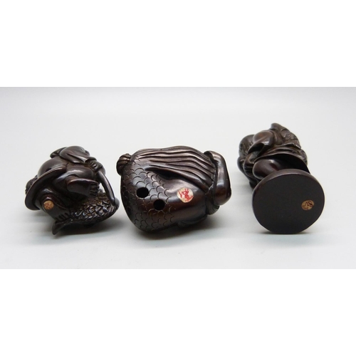 873 - Three carved netsuke