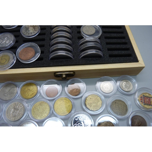 922 - A case of US, Canadian and British coins