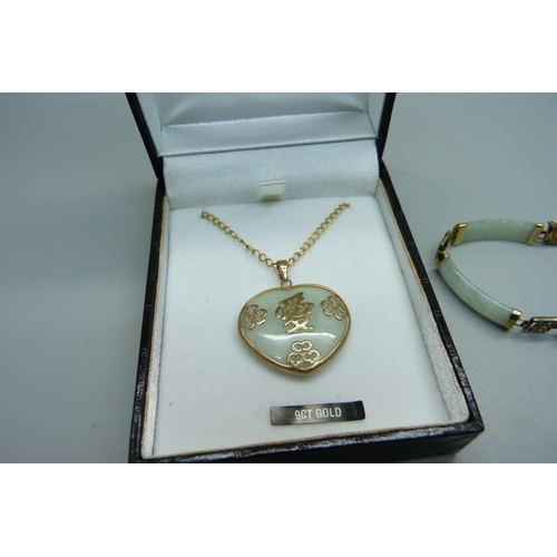 967 - A 9ct gold mounted pendant with chain and a similar bracelet