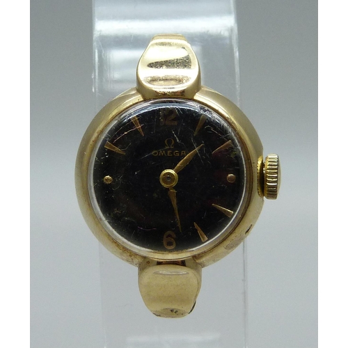 983 - A lady's 14ct gold Omega wristwatch head, weight of case with glass 6.2g