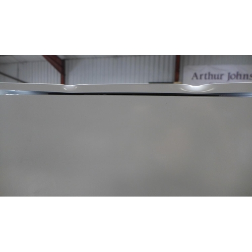 3193 - AEG  50/50 Fridge Freezer (Frost Free), Zanussi 70/30 Fridge Freezer - One Damaged (398-66)    * Thi... 