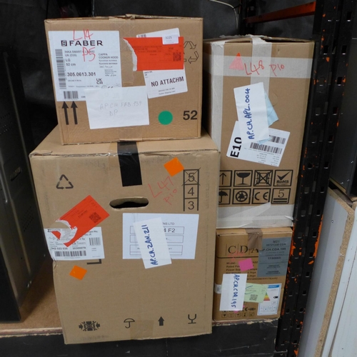 3225 - 4x Mixed Extractors inc Faber, Zanussi, CDA  (398-14,44,47,48)    * This lot is subject to vat