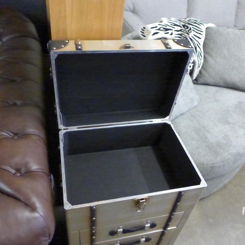 1345 - A four drawer Aviator chest