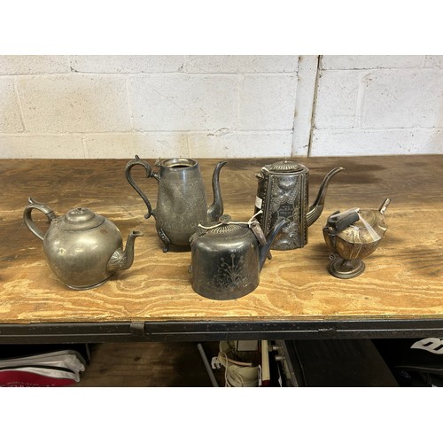 2243 - Vintage teapots and other metal ware