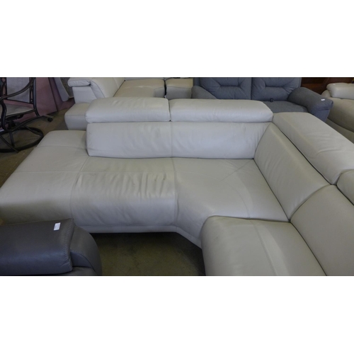 1555 - Rachel 3Pc Leather Lf Sectional, Original RRP £2083.33 + vat - worn (4167-26)   * This lot is subjec... 