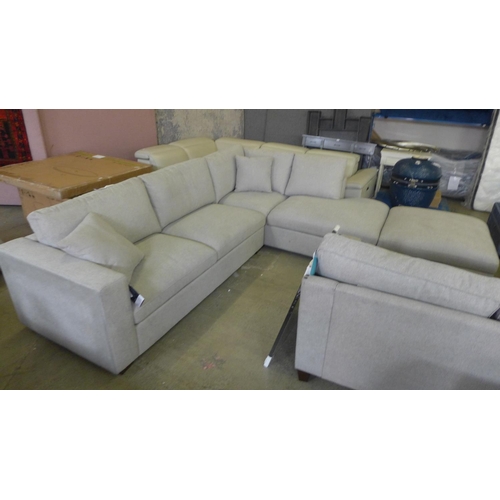 1558 - Thomasville Holmes 3 Piece corner sofa, Original RRP £1666.66 + VAT (4168A-31) *This lot is subject ... 