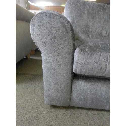 1568 - A grey upholstered loveseat