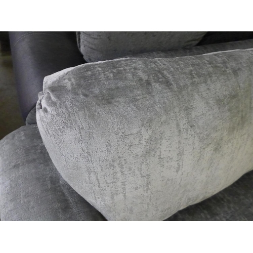 1568 - A grey upholstered loveseat