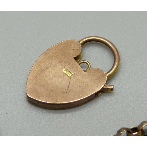 1034 - A 9ct gold belcher chain on a plated fastener, a/f,  and a 9ct gold padlock fastener, 10.8g