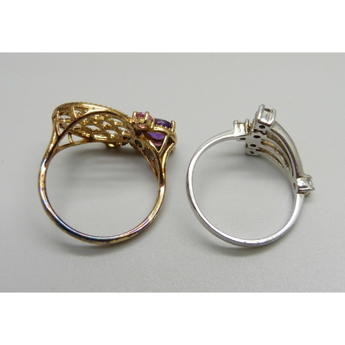 1078 - Two silver and gem set rings, sizes R/S and T