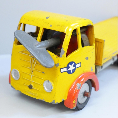 626 - A Foden die-cast clockwork flatbed lorry