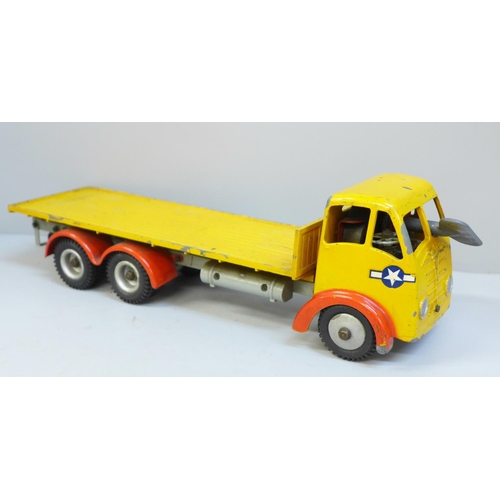 626 - A Foden die-cast clockwork flatbed lorry