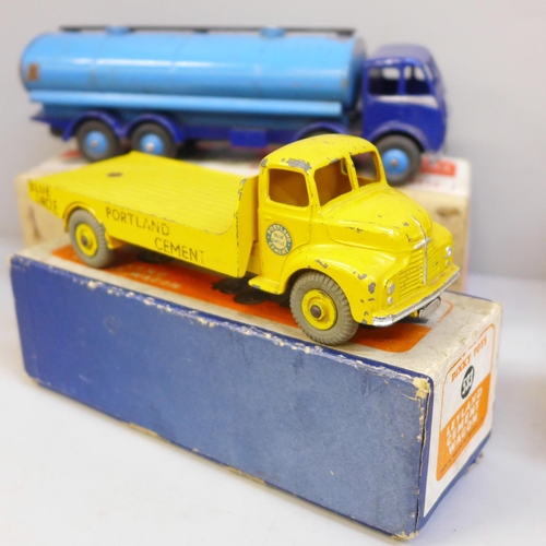 644 - Four Dinky Supertoys die-cast model vehicles comprising 533, 521, 923 and 504