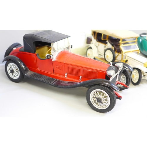 691 - Two Franklin Mint vintage cars, one with certificate and one Polistil