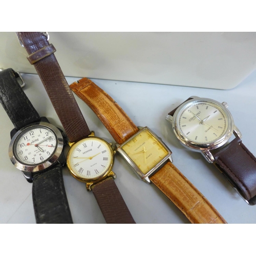 720 - A collection of wristwatches